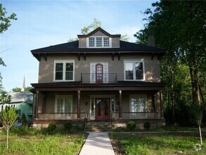 Building Photo - 1658 James St