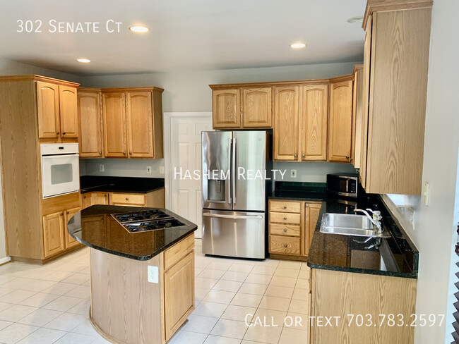 Building Photo - Gorgeous 4 Bedroom 3.5 Bath Home in Sought...