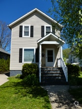 Building Photo - 3825 6th Ave