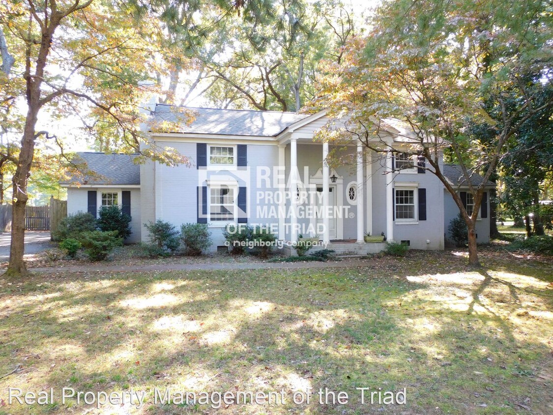 Primary Photo - 3 br, 2.5 bath House - 4612 Lake Brandt Road