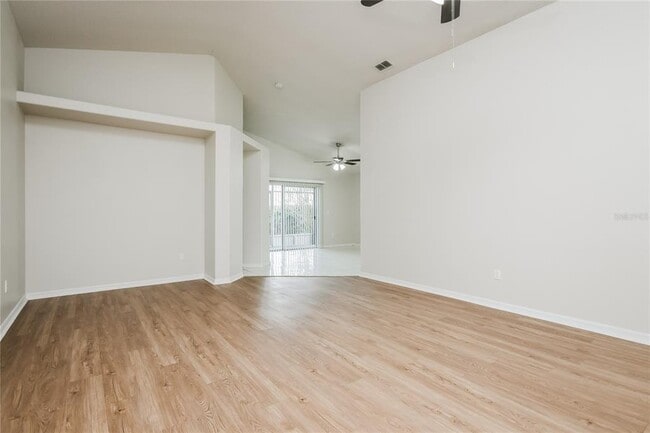 Building Photo - 2321 Paulette Dr