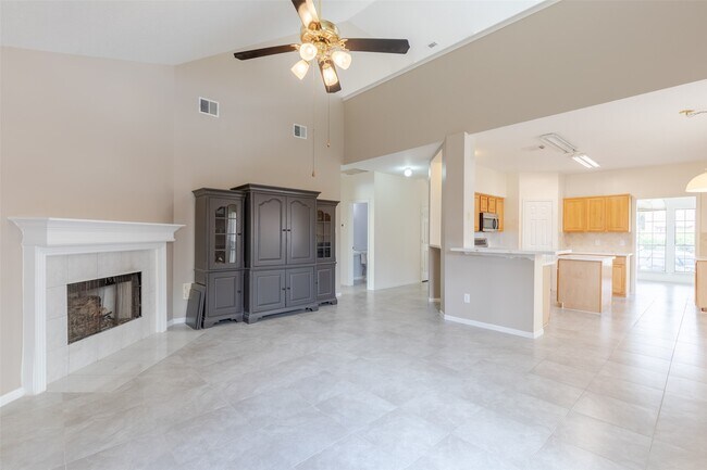 Building Photo - 12214 Meadow Ln Ct