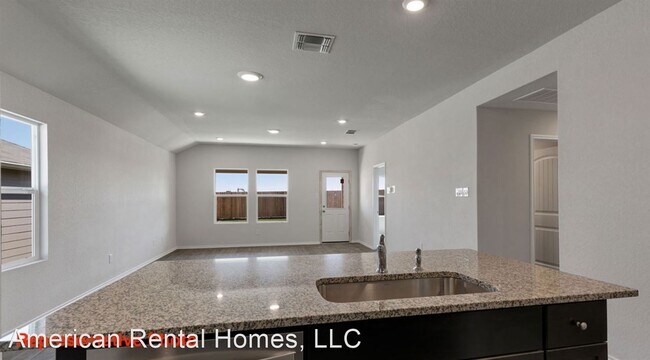 Foto del edificio - 4 br, 2 bath House - 925 Armadillo Dr