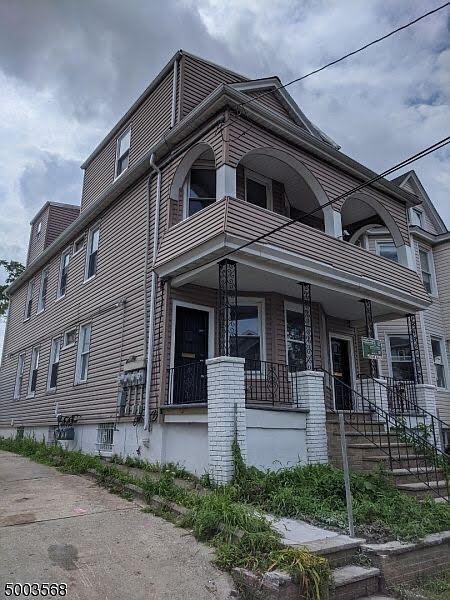 Primary Photo - 550 S Park St