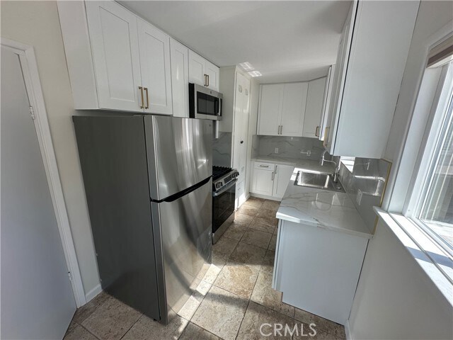 Foto del edificio - 933 Bayview Dr