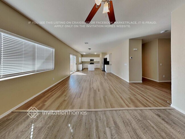 Foto del edificio - 14451 N 132nd Dr