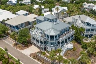 Building Photo - 681 Ocean Palm Way