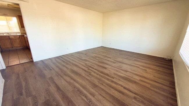 Photo - "Spacious 4-Bedroom Oasis in Phoenix with 2 Full Baths - 1,670 Sq Ft of Comfort!" Apartment