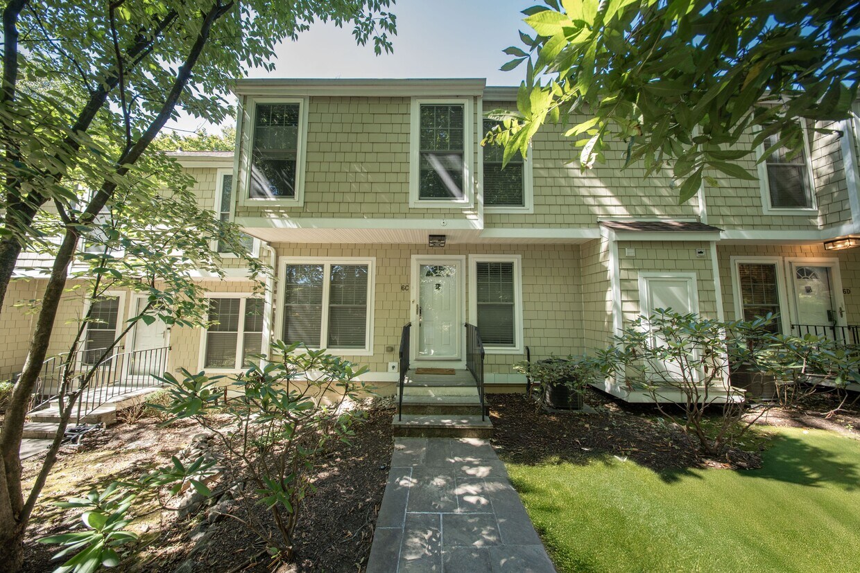 Foto principal - 235 Weaver St