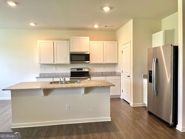 Foto del edificio - 107 Rapps Ave