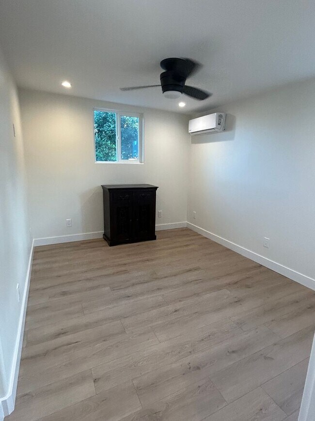 Foto del edificio - Brand New 1 Bedroom ADU – All Utilities Included!