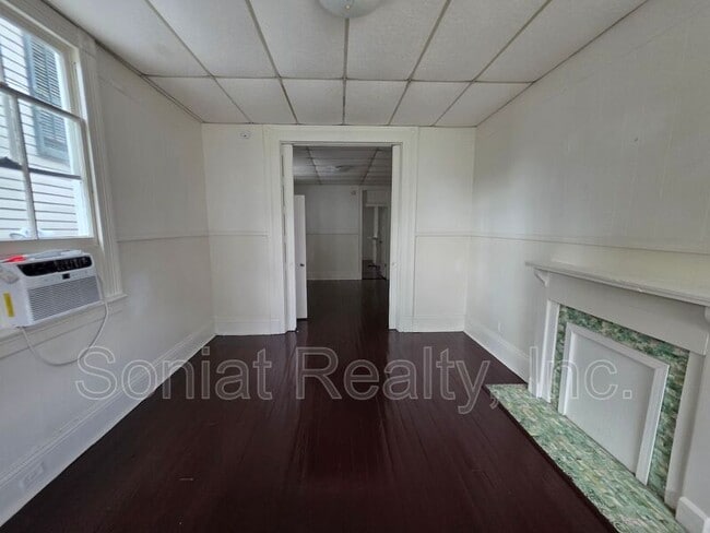 Building Photo - 3030 Palmyra St
