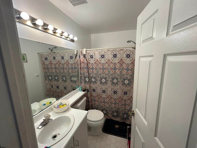 Building Photo - 57 Lighthouse Ct