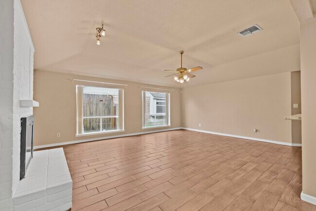 Building Photo - 16719 Sky Blue Ln