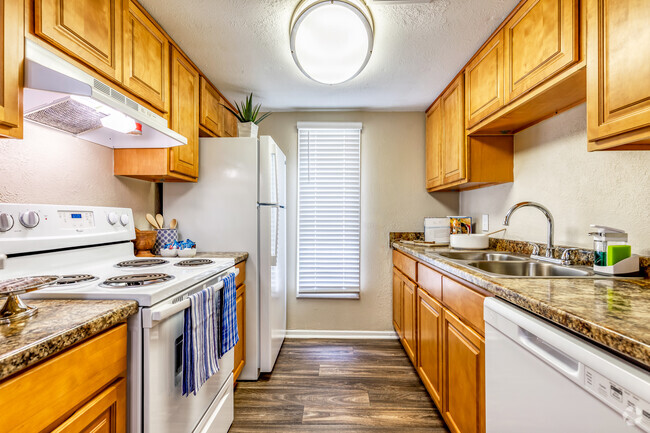 1BR, 1BA - 889SF - Plano de planta de Ansley - Madison at Largo