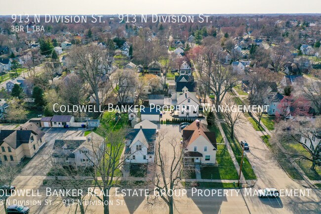 Foto del edificio - 913 N Division St