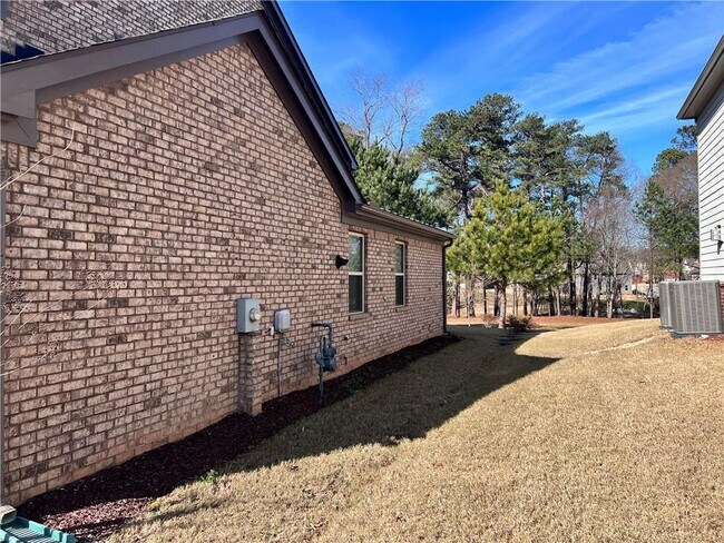 Building Photo - 2250 Arnold Palmer Way