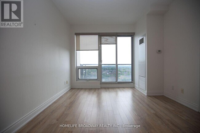 Photo du bâtiment - 9090 Yonge St