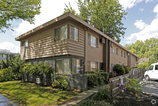 Shanas Apartments Apartments Sacramento Ca Apartments Com