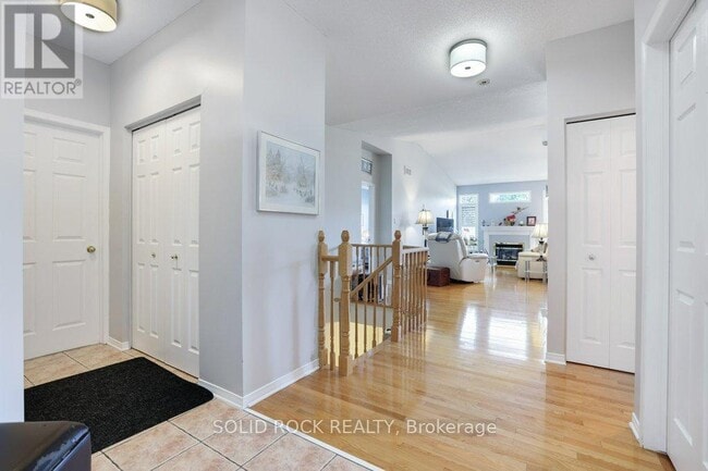 Building Photo - 561 Chapel Park Private
