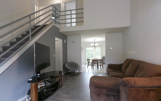 Foto del edificio - 1901 Mountain View Rd