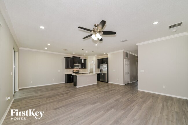 Foto del edificio - 7731 108th Ave Cir E