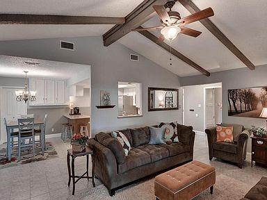 Foto del edificio - 12407 Split Rail Pkwy