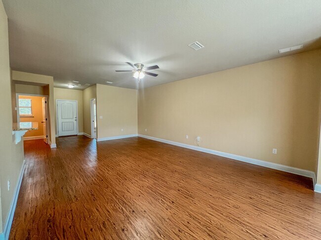 Foto del edificio - 2288 Lewis St