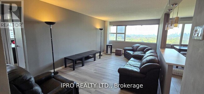 Photo du bâtiment - 725-1725 Don Mills Rd.