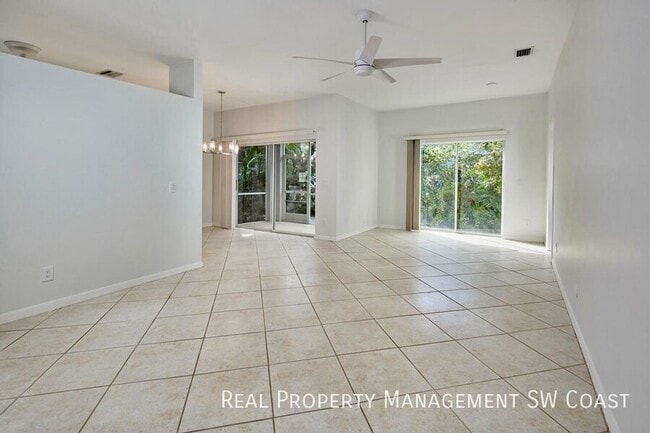 Building Photo - 10735 Maui Cir