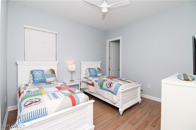 Foto del edificio - 3123 Heather Glen Ct