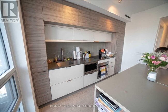 Photo du bâtiment - 88 Scott St