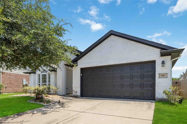 Building Photo - 6026 Indian Creek