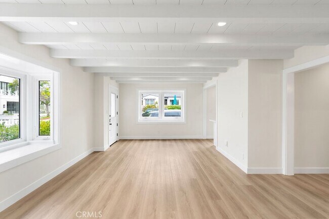 Foto del edificio - 438 Acacia Ave