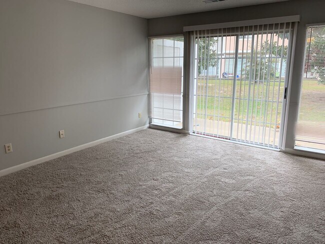 Photo - Gated Community, 1.5 Miles to Beach, Pet F... Townhome