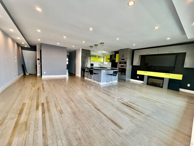 Foto del edificio - 750 Lido Blvd