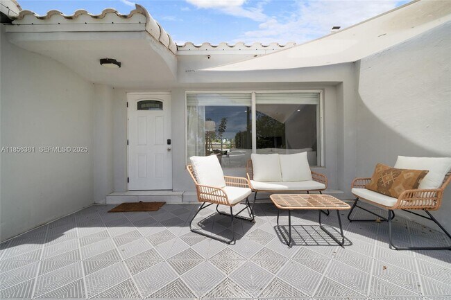 Foto del edificio - 1625 Hollywood Blvd