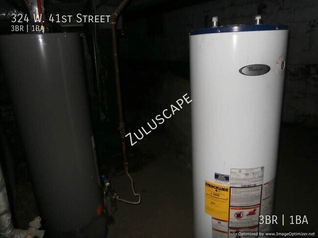 Foto del edificio - 324 W 41st St