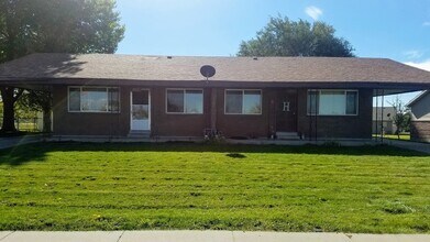 Building Photo - 1855 W 2700 S