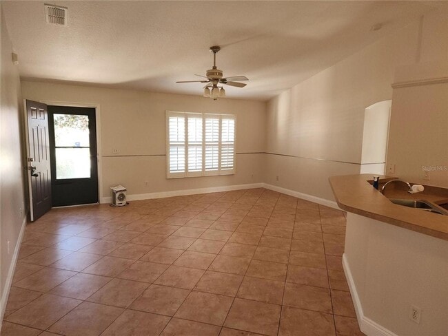 Building Photo - 130 Gentle Breeze Dr