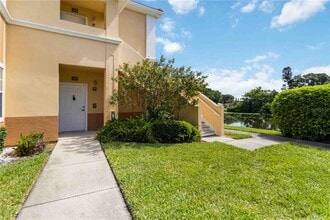 Building Photo - 1040 Villagio Cir