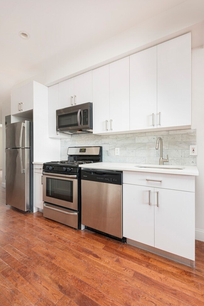 Foto del edificio - 142 4th Ave