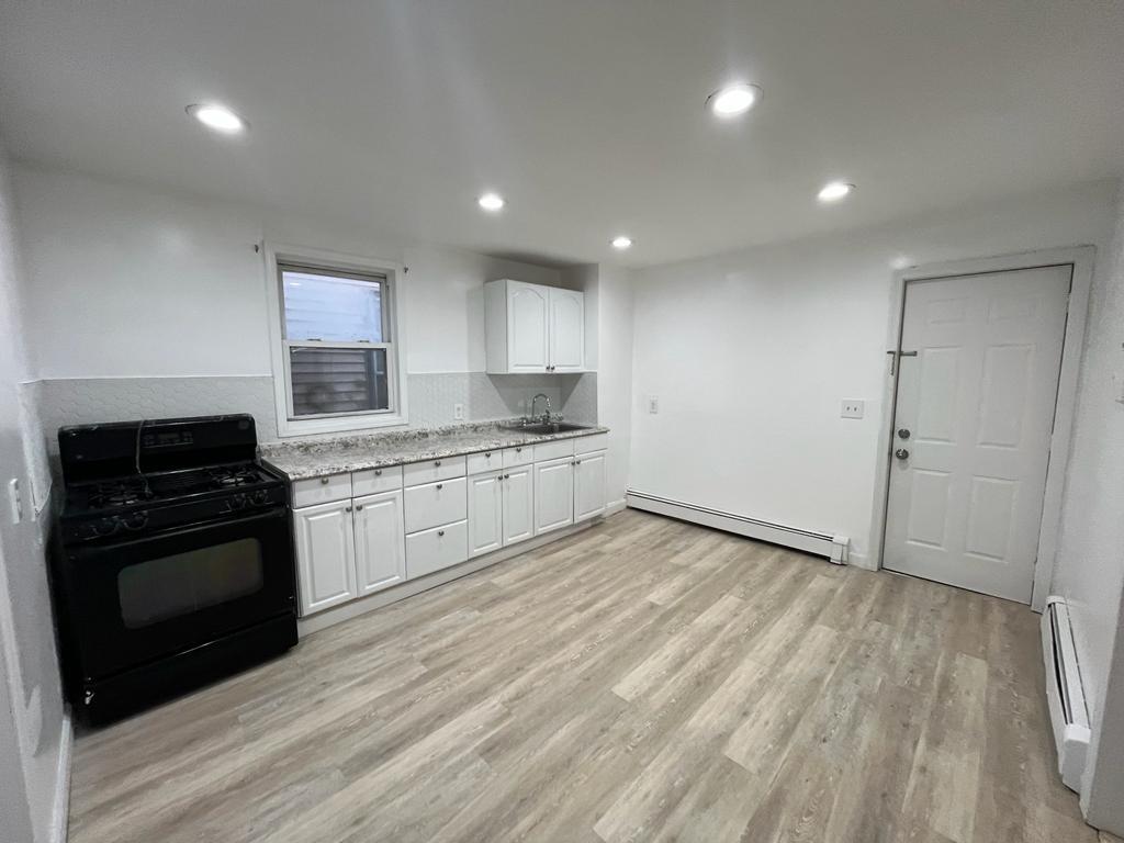 kitchen - 13 Garrison St