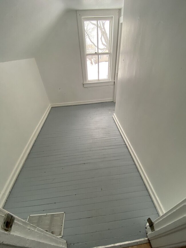 Foto del edificio - 1701 Maple St