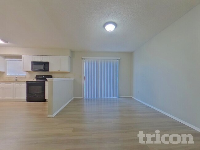 Foto del edificio - 2950 Bedford St