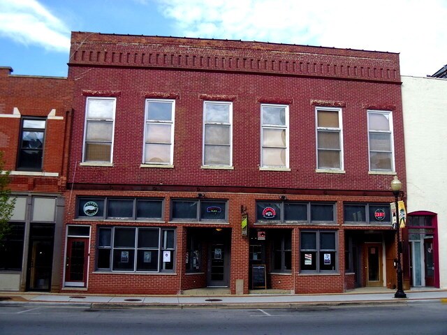 Primary Photo - 33 W New York St