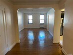 Foto principal - 96-09 66th Ave