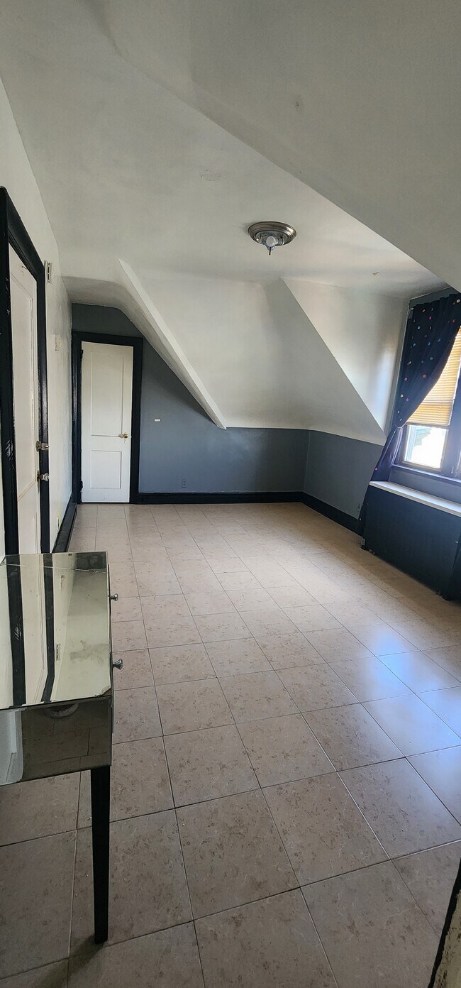 Foto del edificio - 241 Stegman St
