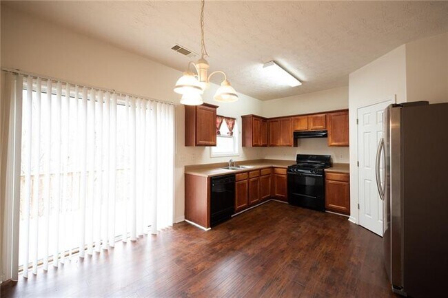 Building Photo - 1544 Park Grove Dr