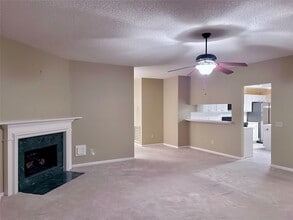 Building Photo - 10011 Territory Ln